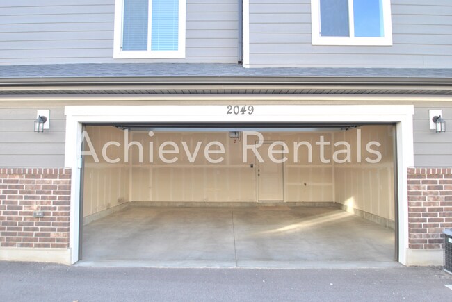 Building Photo - 368 E 2075 N