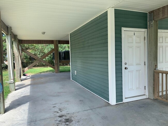 Building Photo - 1414 Bowfin Ln