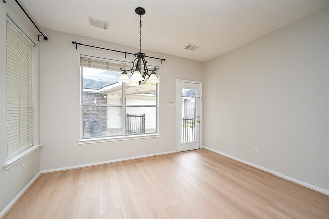 Building Photo - 22511 Bridgehaven Dr