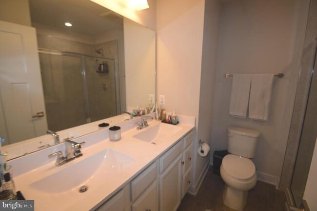 Building Photo - 13943 Airfoil Rd