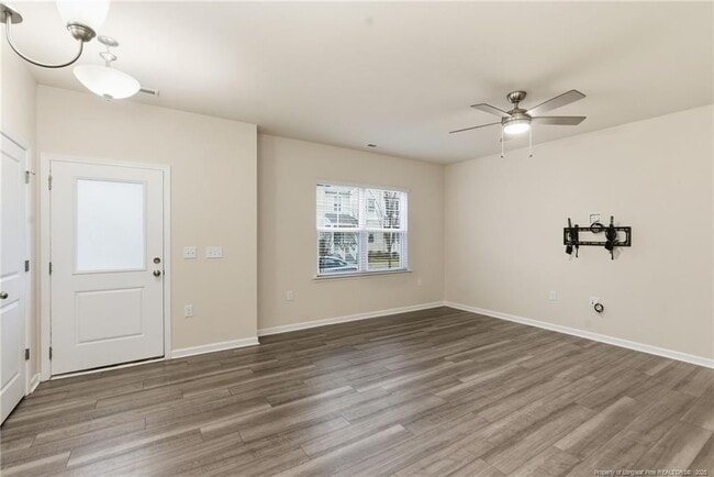 Building Photo - 245 Ribbon Rail St