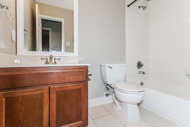 Building Photo - 18427 Westgate Pasture Ln