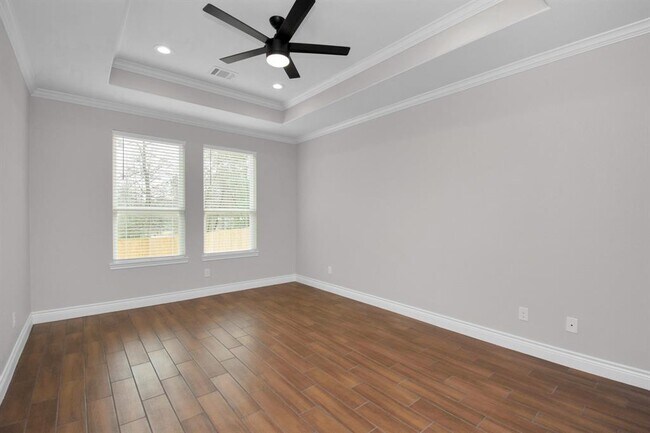 Building Photo - 14922 Indian Hill Trail