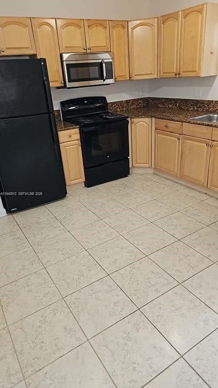 Building Photo - 3167 Auburn Blvd