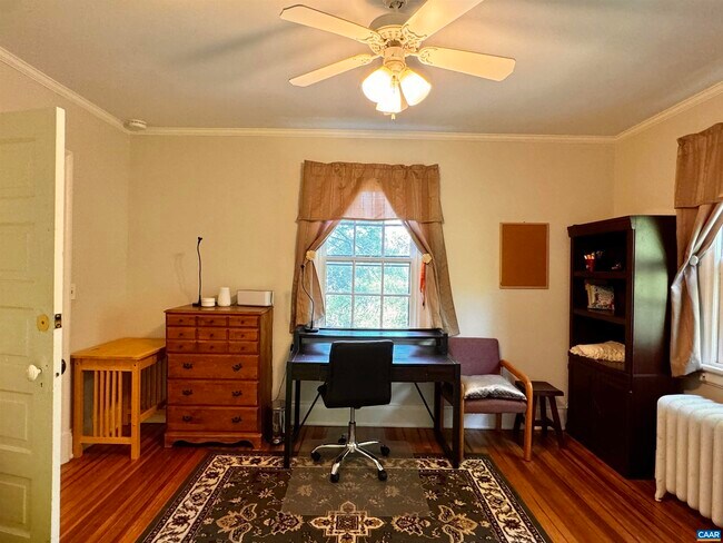 Building Photo - 29 University Cir