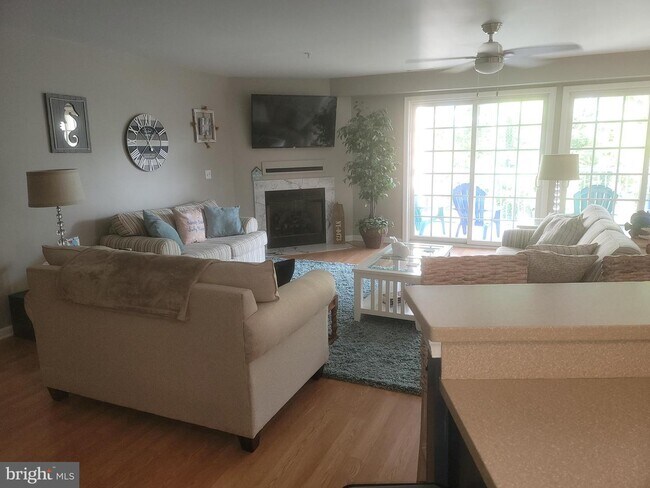 Building Photo - 20364 Row Boat Ln