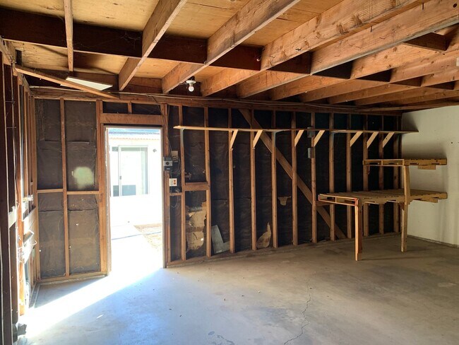 Building Photo - 3013 N. Halfmoon Dr.