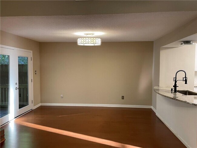 Building Photo - 8020 Sand Wedge Cir