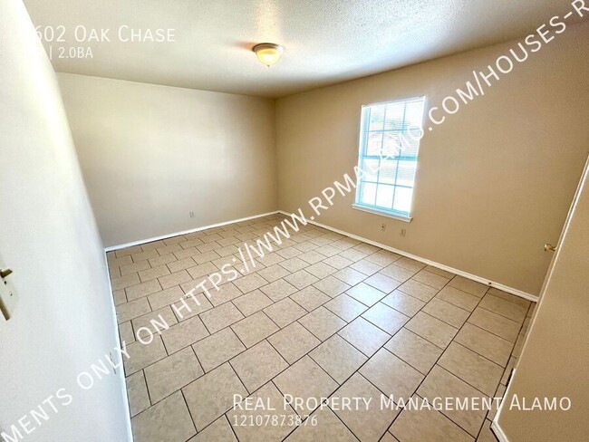 Building Photo - **APPLICATION RECEIVED** *MOVE IN SPECIAL*...