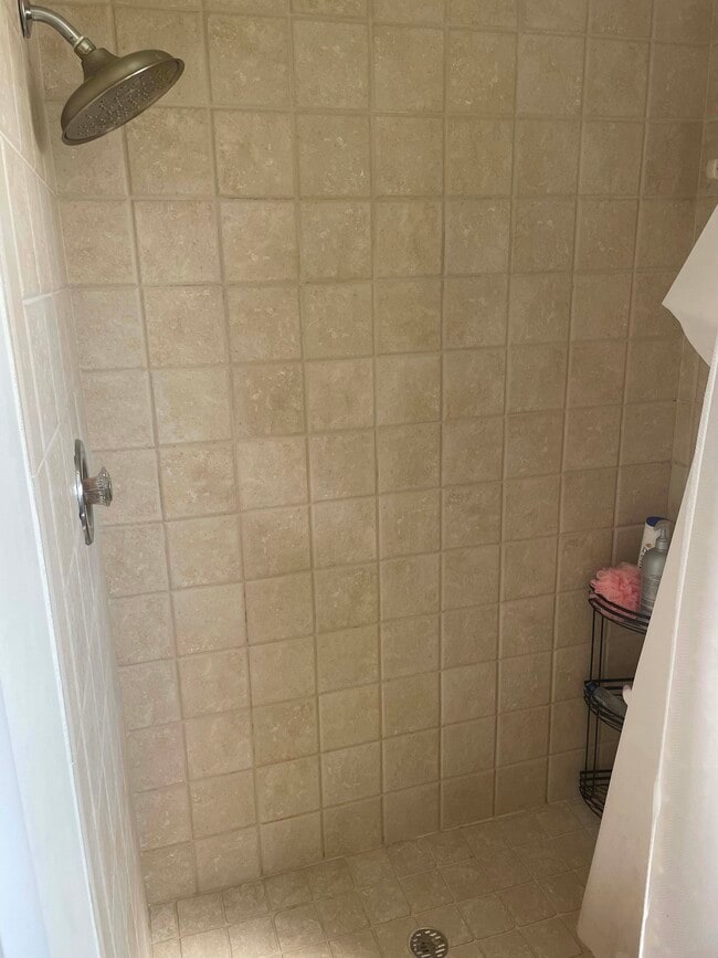 Building Photo - 2616 Woodgate Ln