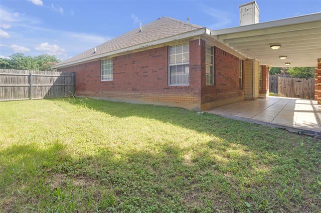 Building Photo - 3807 Woodside Dr
