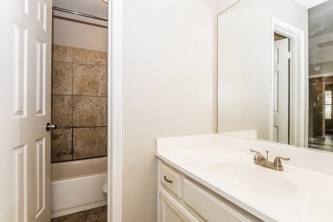 Building Photo - 5769 Saranac Ave