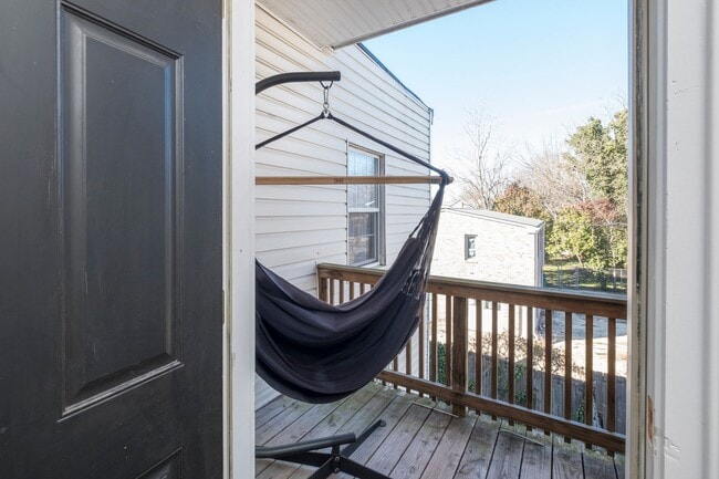 Building Photo - 2 BR/ 2 BA Historic Church Hill Home. Available February 10th!