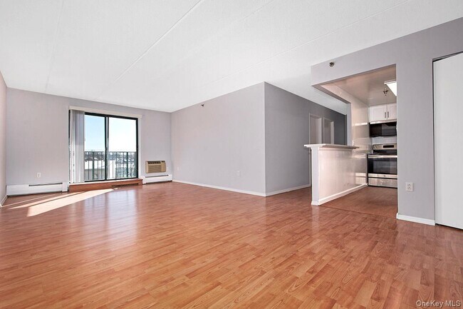 Building Photo - 123 Mamaroneck Ave