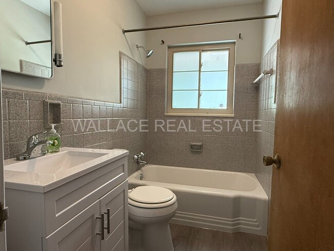 Building Photo - CHARMING STONE HOUSE IN SoKno w/ 3 BDRMS and 2 BATHS