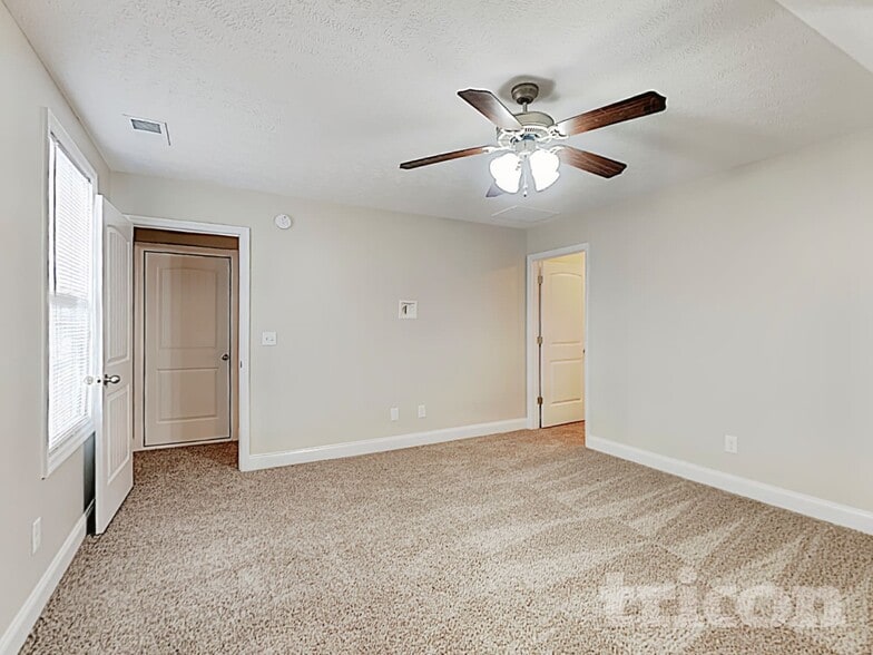 Building Photo - 2344 Foxworth Ct