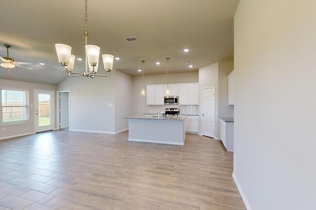 Building Photo - 1704 Gulin St