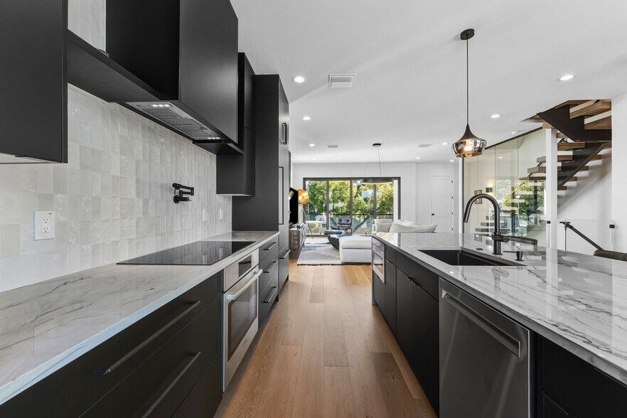 Building Photo - 2502 N Highland Ave