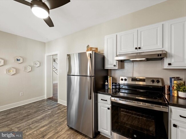 Building Photo - 321 N Braddock St