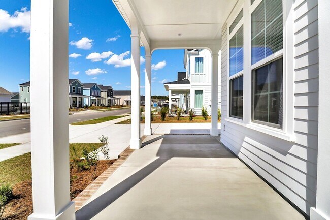 Building Photo - 502 Sound Dr