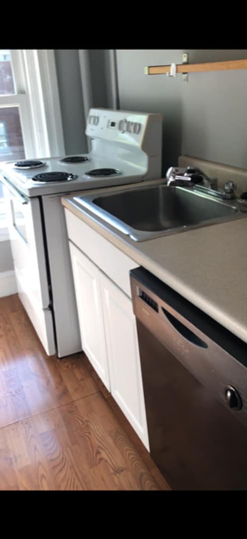 Building Photo - West Chester Student Rental | 3B/1B, Great Location, Available 6/15