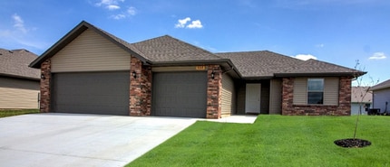 Building Photo - 3 Bedroom Rental Home in Republic - fully fenced!