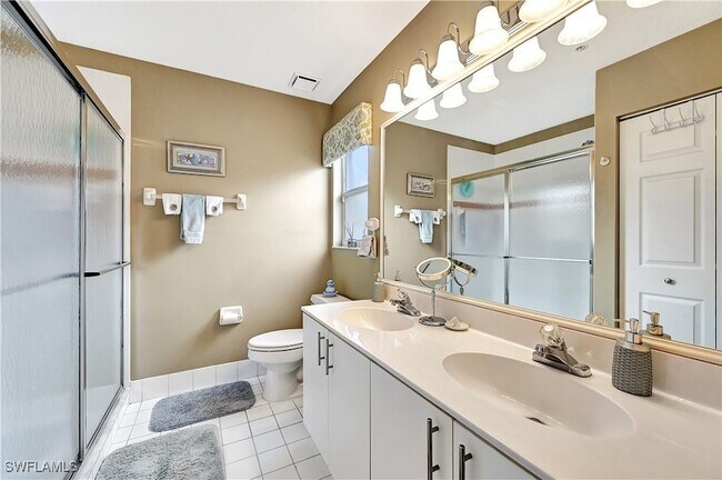 Building Photo - 6496 Huntington Lakes Cir