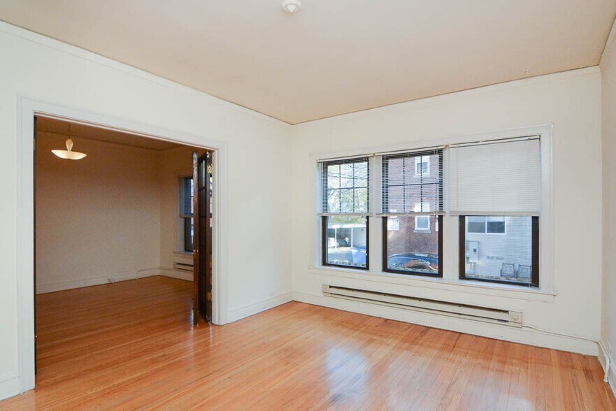 Building Photo - 1030 Dempster St