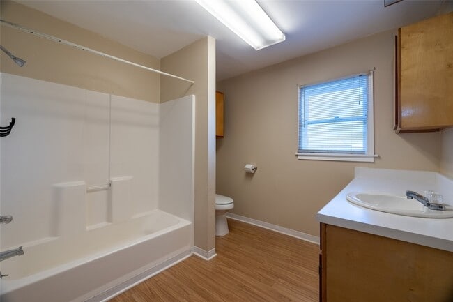 Building Photo - 2407 County Rd 2235