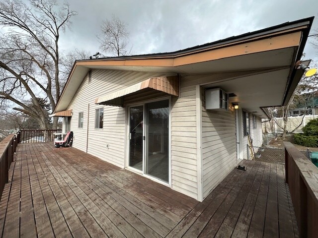 Building Photo - 1019 N Bowdish Rd