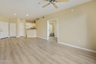 Building Photo - 1701 E Colter St