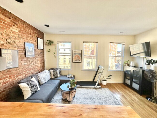 Building Photo - 0394 - Souliotis