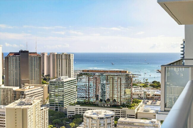 Building Photo - 1500 Rycroft St