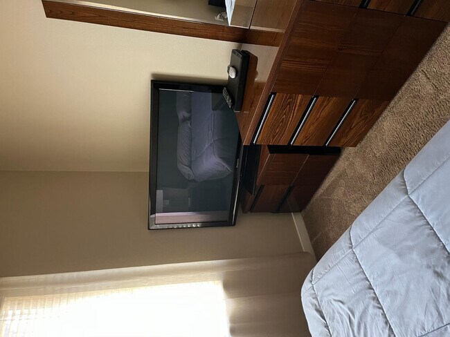 Building Photo - 2511 W Queen Creek Rd