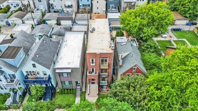 Building Photo - 1640 N Whipple St