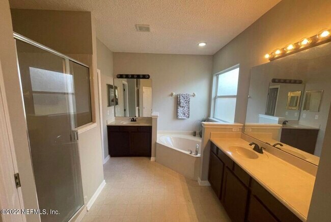 Building Photo - 512 Millhouse Ln