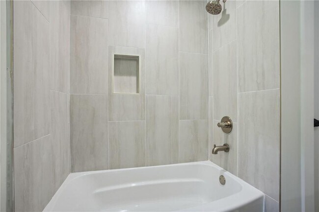 Building Photo - 4248 Autumn Woods Ct