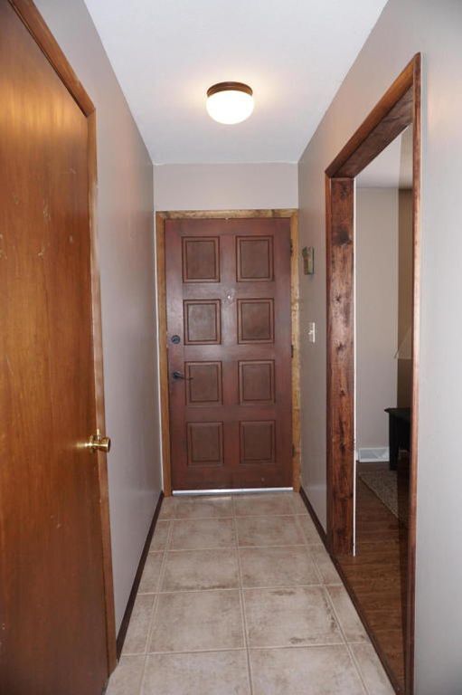 Building Photo - 2536 S McCann Ave