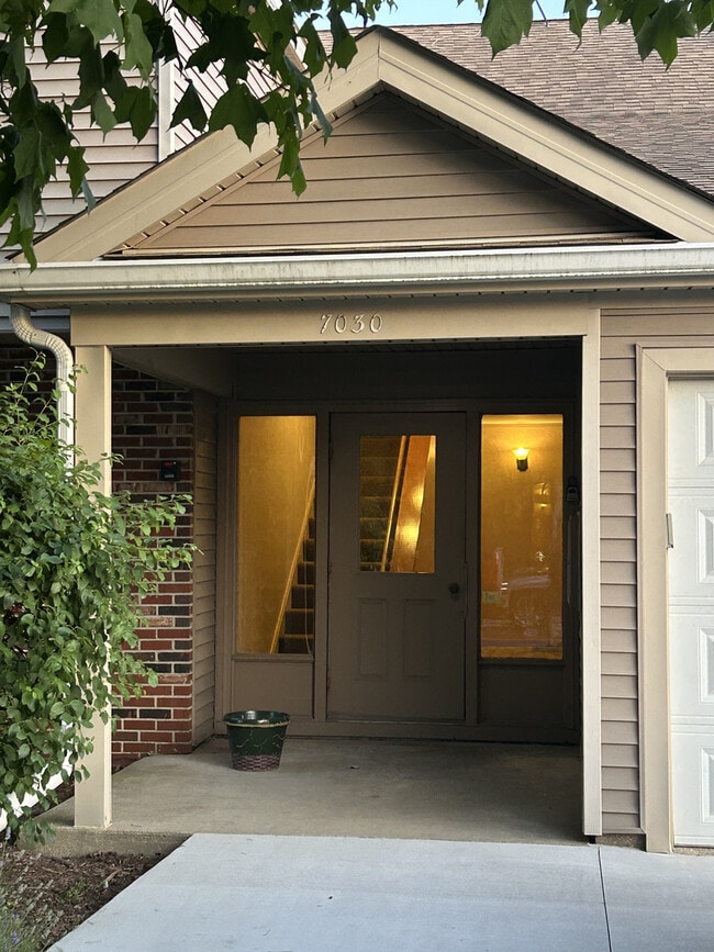 Building Photo - 7030 Park Ln Ct