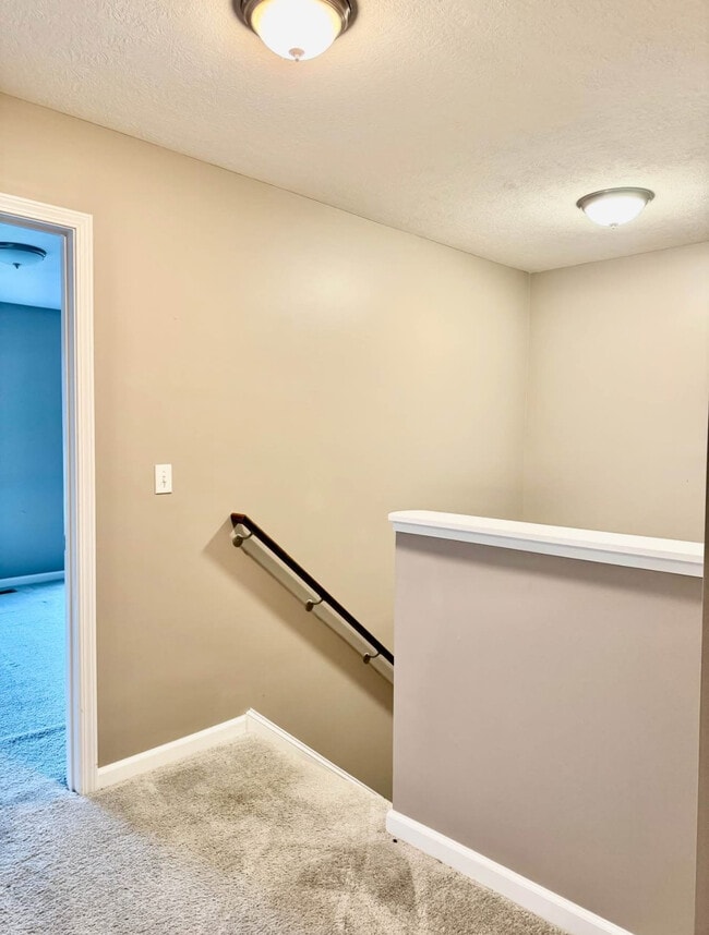 Building Photo - 85 Forest Ave