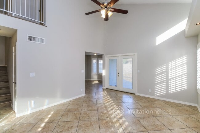 Building Photo - 1811 S 39th St