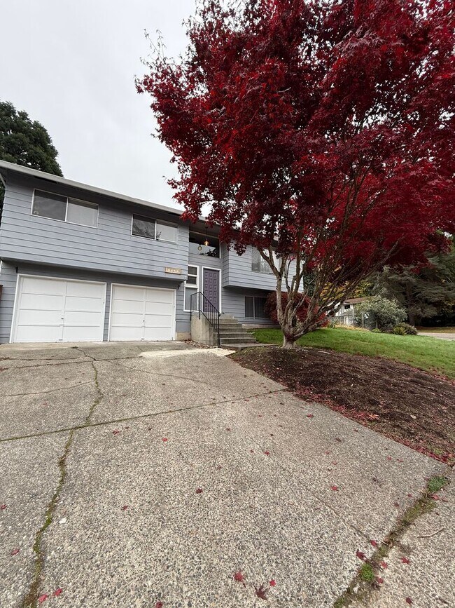 Building Photo - Charming Redmond Rental on Education Hill – Corner Lot Retreat