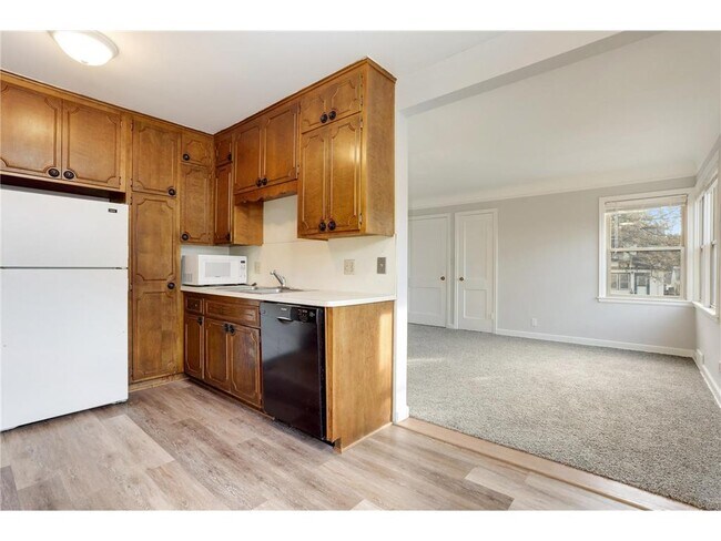 Building Photo - 4354 S 28th Ave