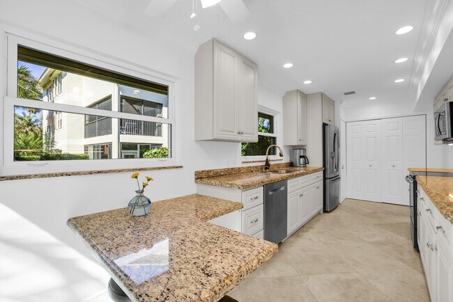 Building Photo - 4161 U.S. Hwy 1