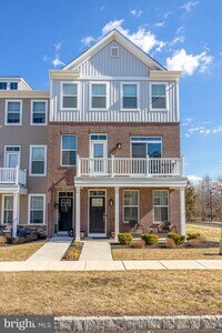 Building Photo - 4830 Franklin Cir
