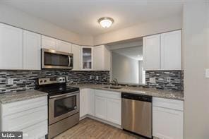 Building Photo - 9 Red Oak Dr