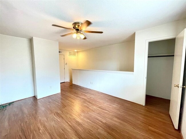 Building Photo - 2100 Wilcrest Dr