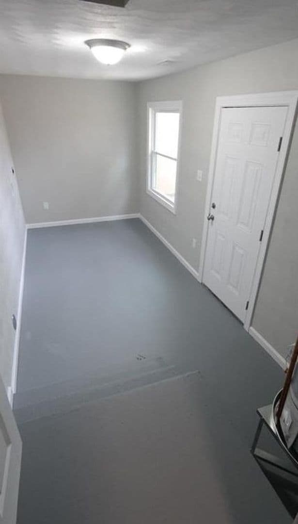 Building Photo - Beautifully Renovated Ranch-Style Home in ...