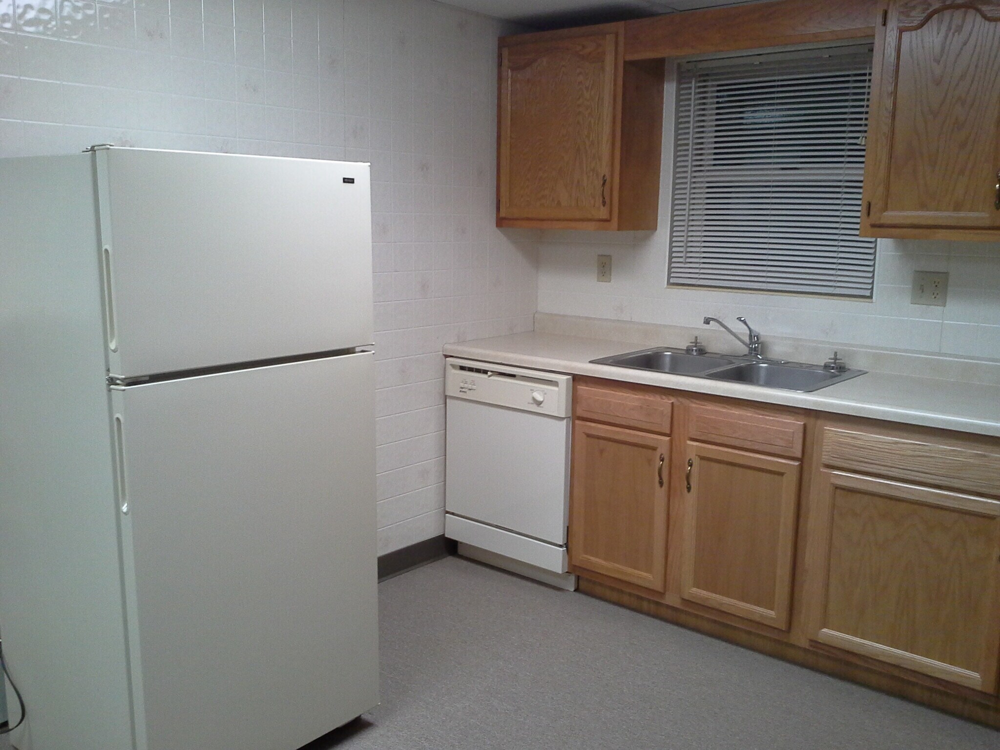 Building Photo - 119 Valley View Dr