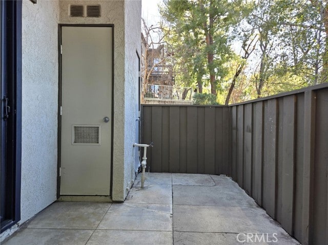 Building Photo - 22749 Lakeway Dr